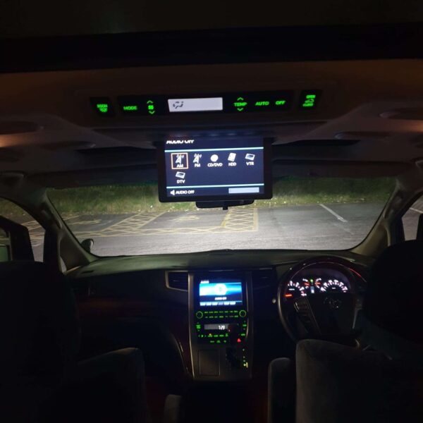Toyota Alphard - Image 7