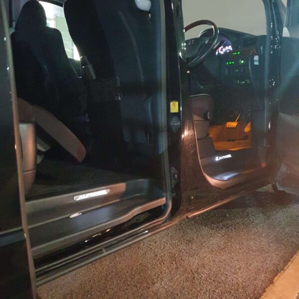 Toyota Alphard - Image 14