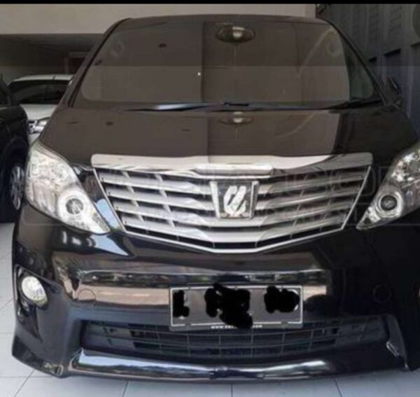 Toyota Alphard - Image 15