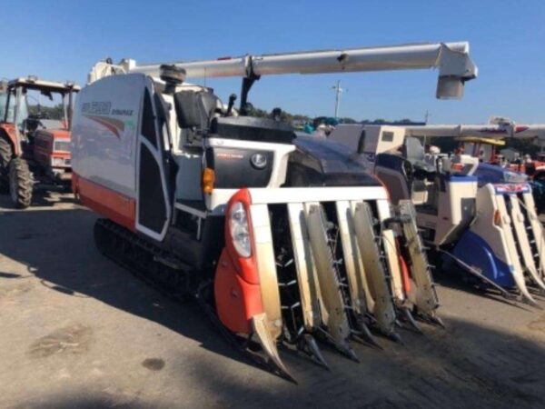 Kubota ER 698