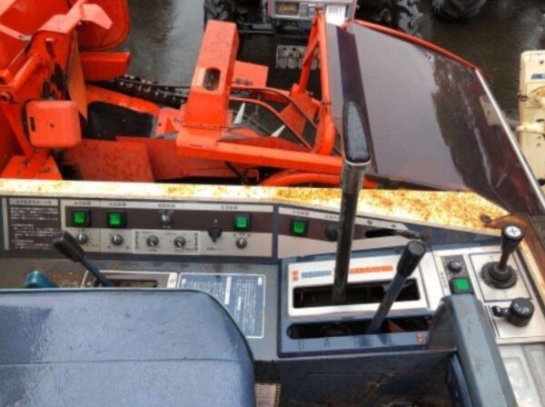 Kubota R1-551 - Image 11