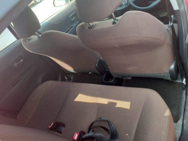 Toyota Vitz - Image 9